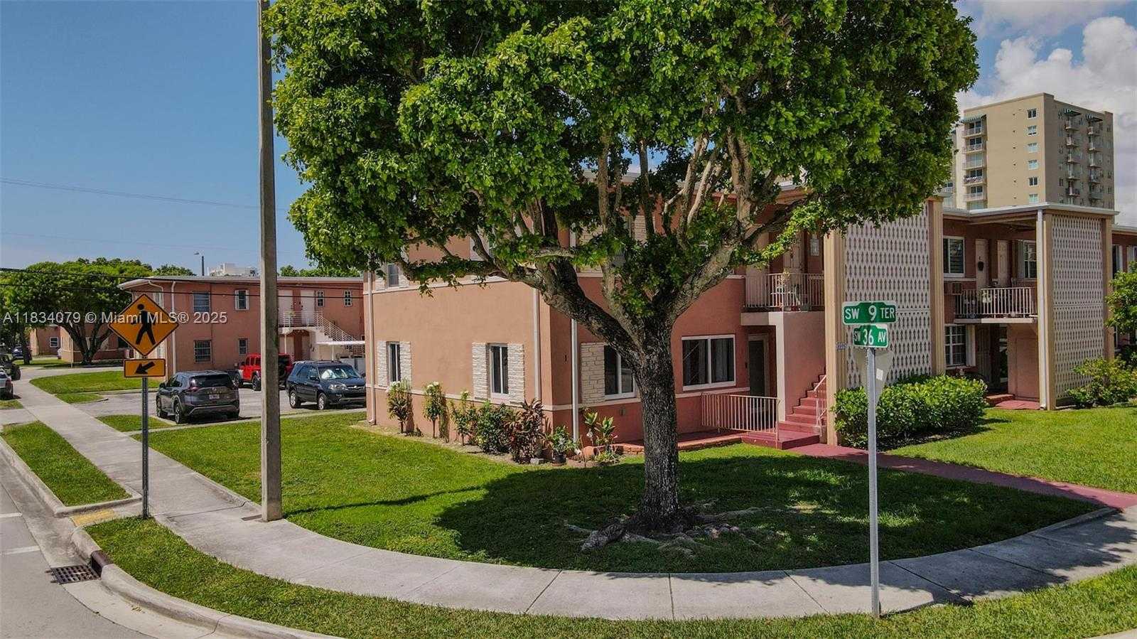 Small Image of 3600 SW 9th Terrace, Miami, FL 33135, USA Number 2