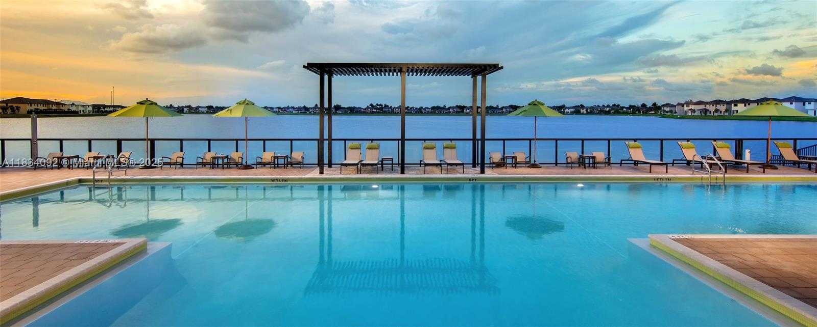 Small Image of 15842 NORTH WEST 91 CT #15842, Miami Lakes Number 16