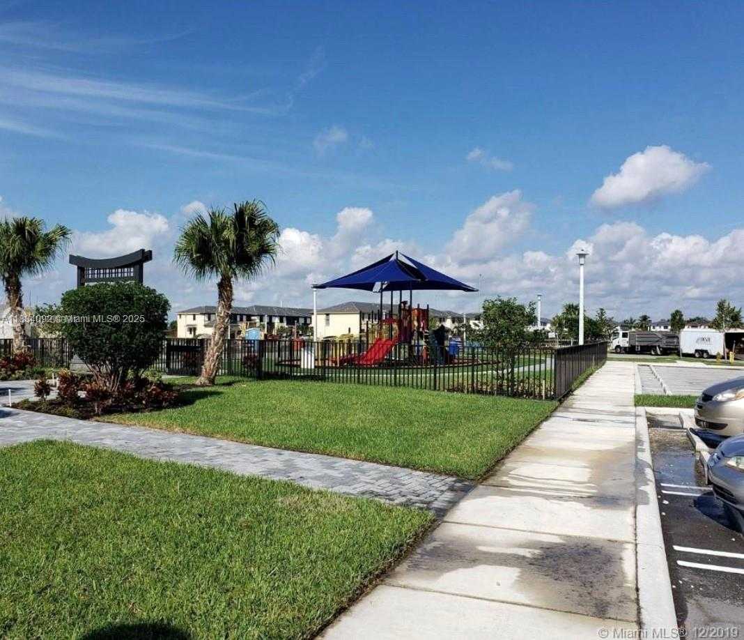Small Image of 15842 NORTH WEST 91 CT #15842, Miami Lakes Number 19