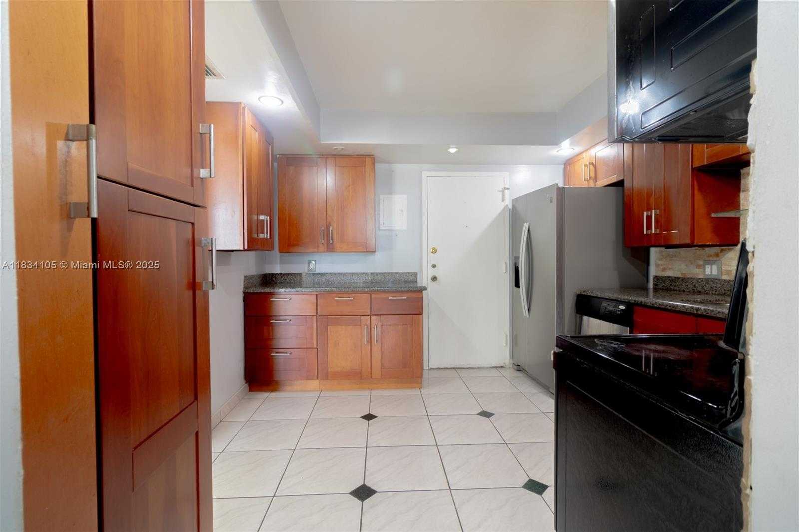 Small Image of 230 174TH ST #2207, Sunny Isles Beach Number 11