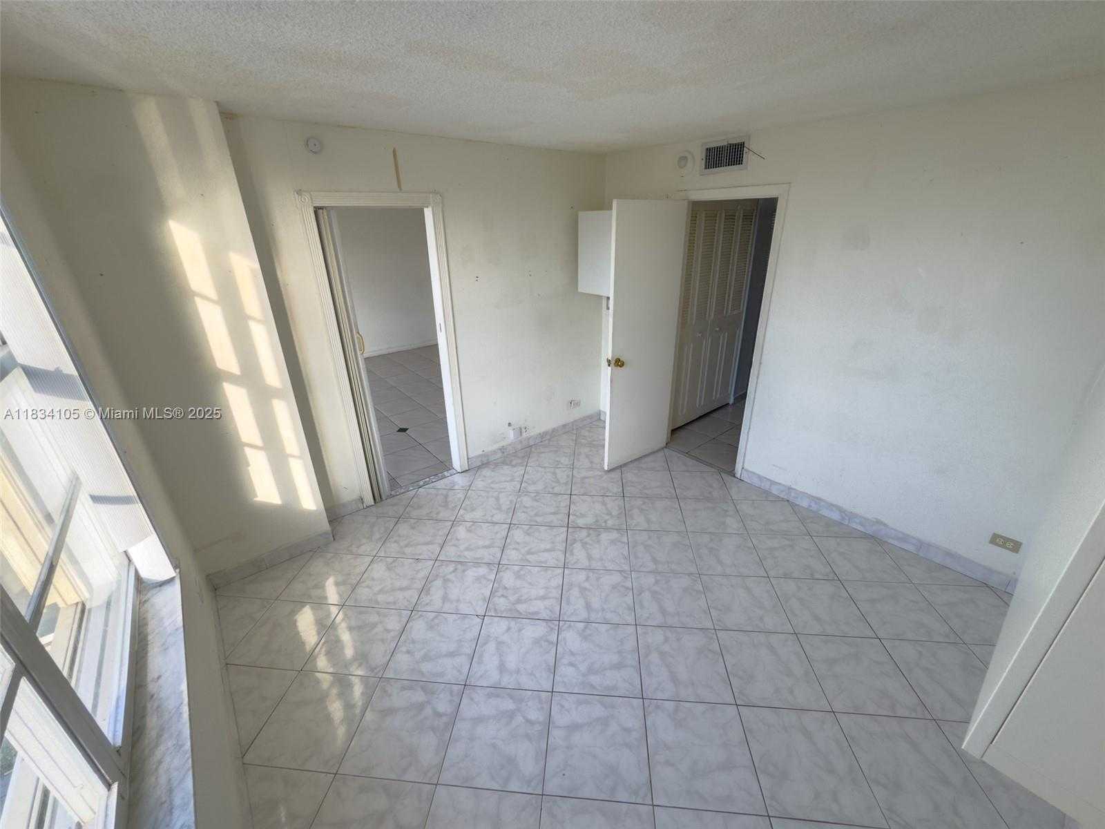 Small Image of 230 174TH ST #2207, Sunny Isles Beach Number 12