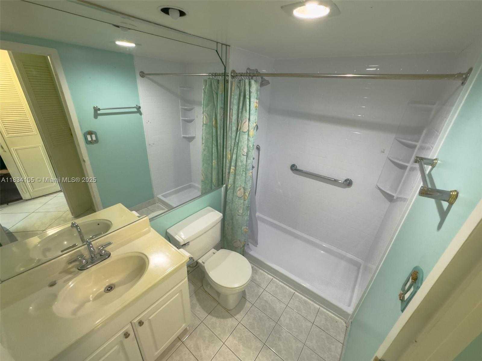 Small Image of 230 174TH ST #2207, Sunny Isles Beach Number 32