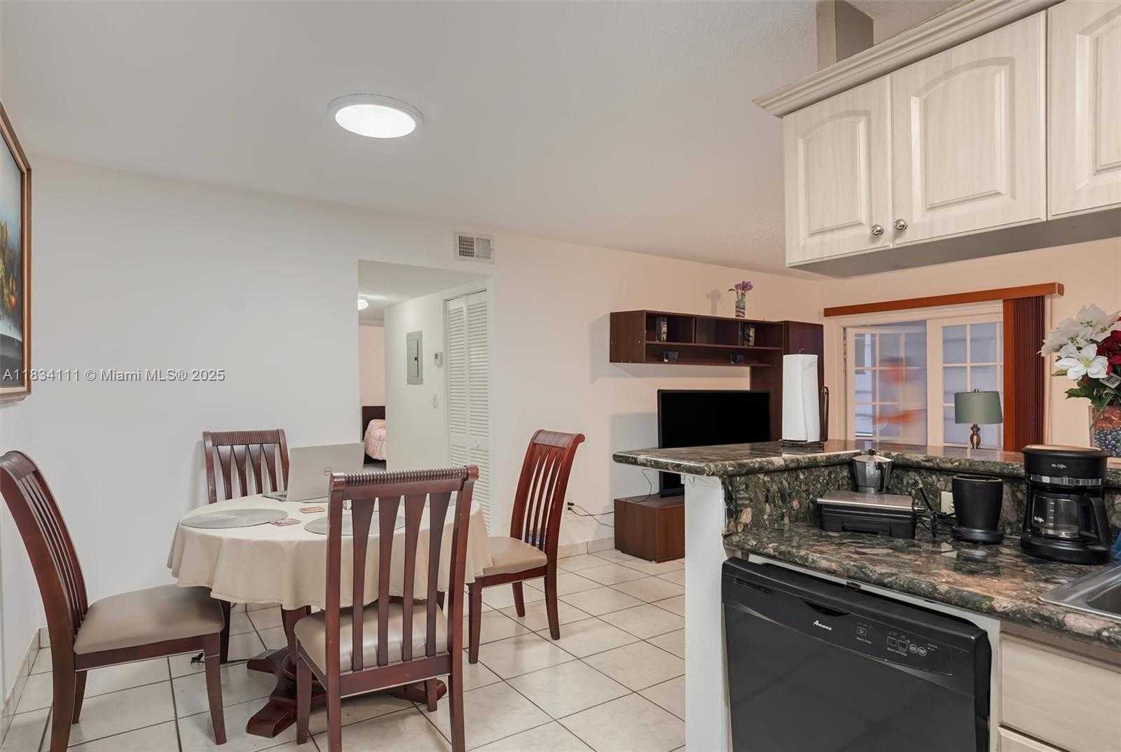 Small Image of 9723 HAMMOCKS BLVD #102, Miami Number 15