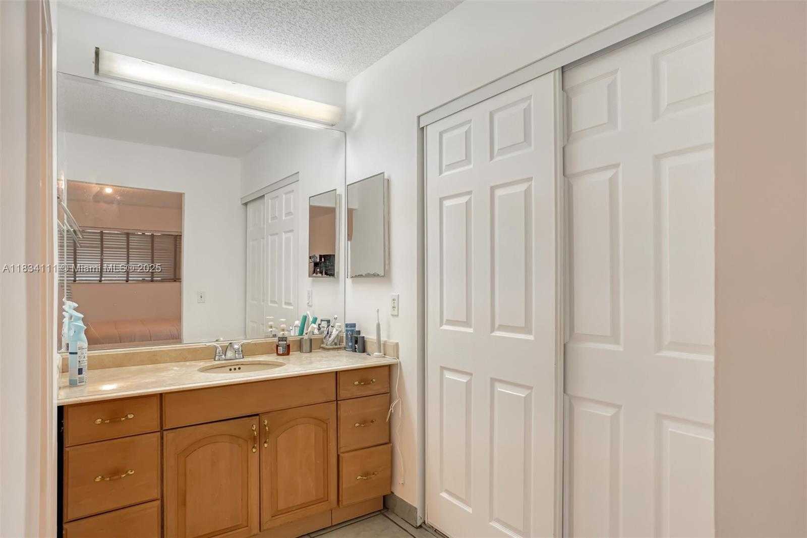 Small Image of 9723 HAMMOCKS BLVD #102, Miami Number 19