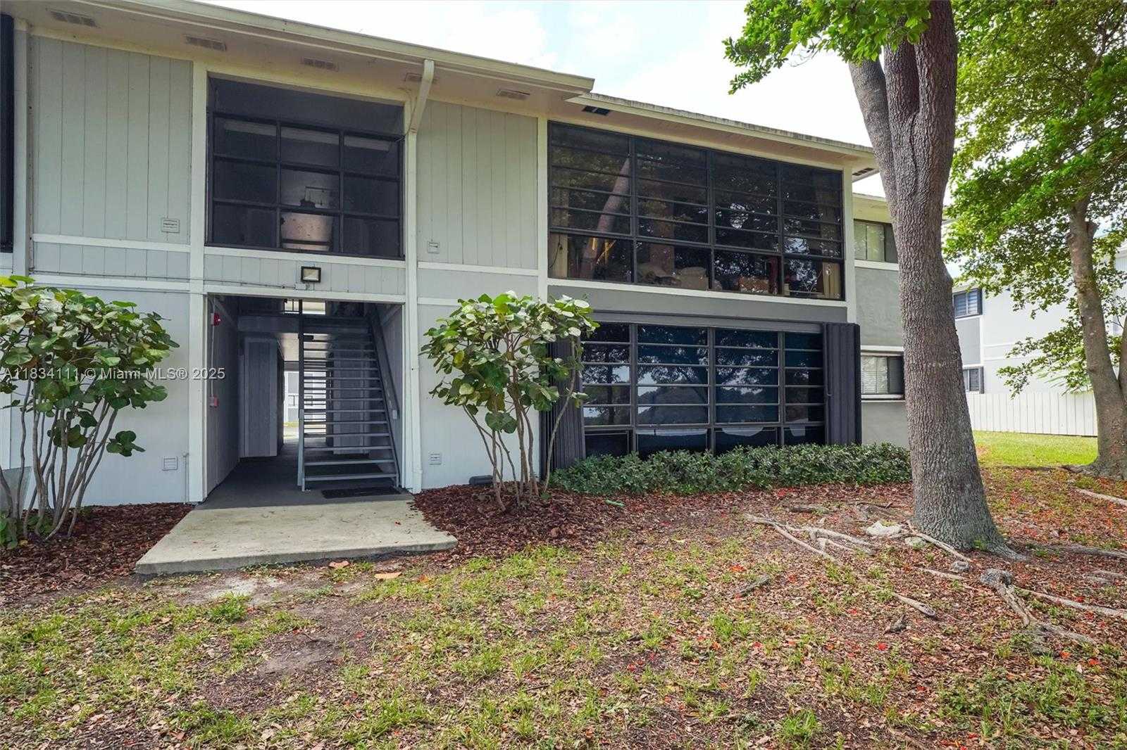 Small Image of 9723 HAMMOCKS BLVD #102, Miami Number 24