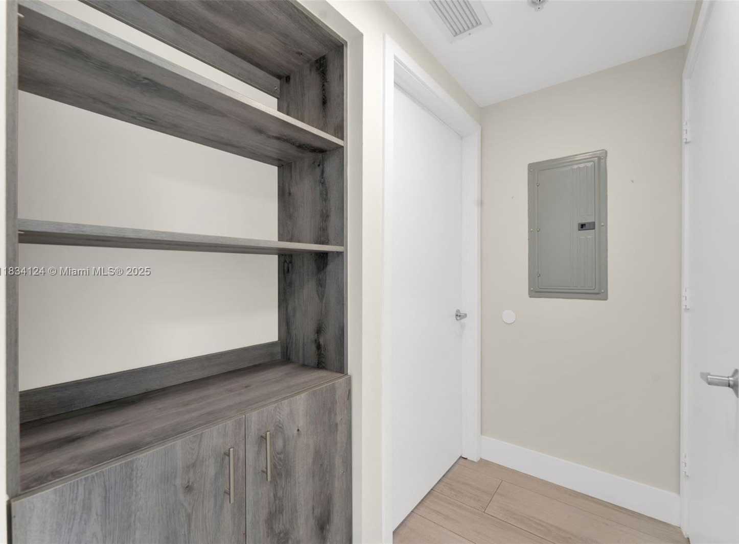Small Image of 325 SOUTH BISCAYNE BLVD #2816, Miami Number 13