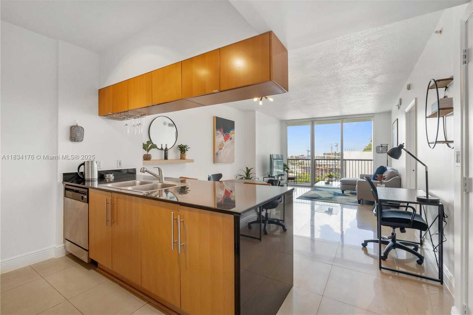 Small Image of 1750 NORTH BAYSHORE DR #1611, Miami Number 5