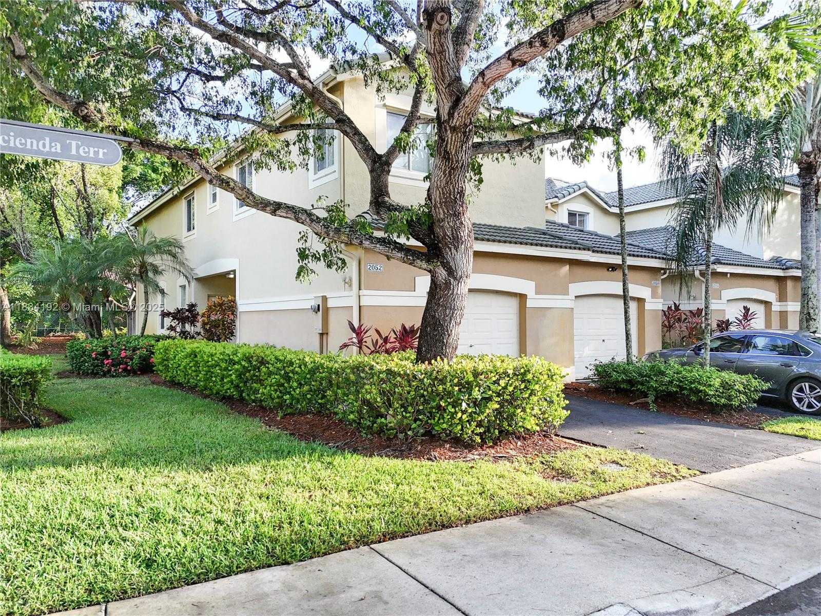 Small Image of 2052 HACIENDA TER, Weston Number 25