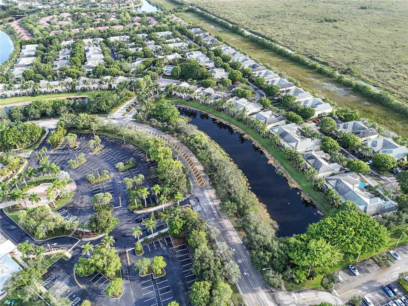 Small Image of 2052 HACIENDA TER, Weston Number 30