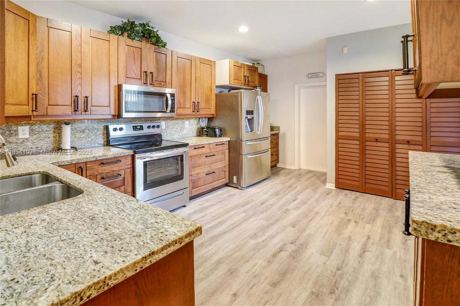 Small Image of 2052 HACIENDA TER, Weston Number 8