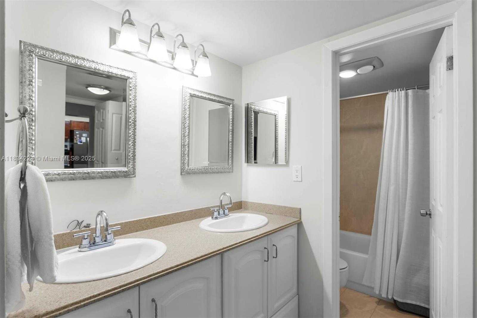 Small Image of 3401 NORTH COUNTRY CLUB DR #519, Aventura Number 10