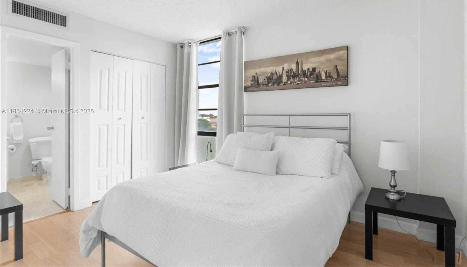 Small Image of 3401 NORTH COUNTRY CLUB DR #519, Aventura Number 15