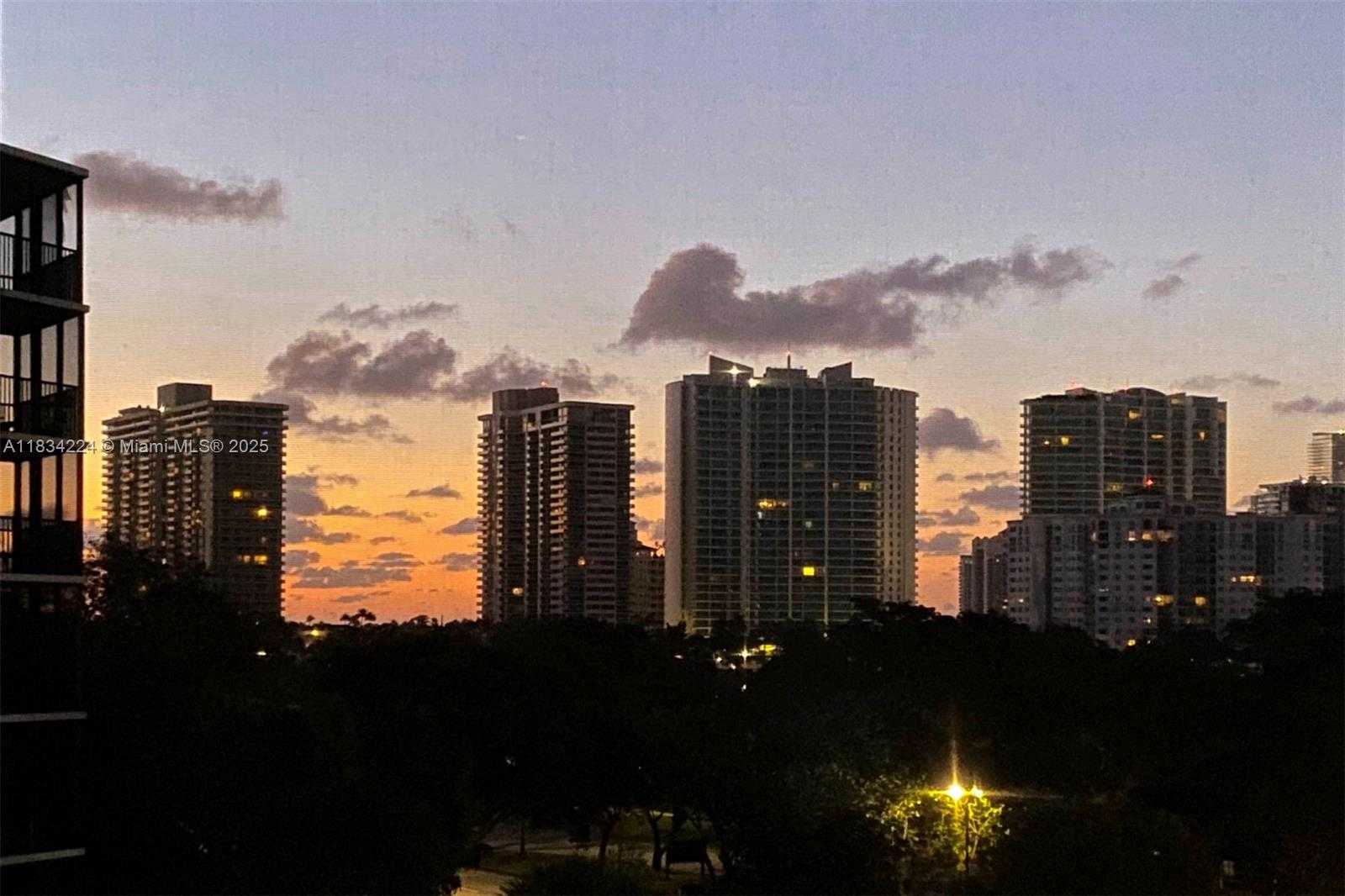 Small Image of 3401 NORTH COUNTRY CLUB DR #519, Aventura Number 17