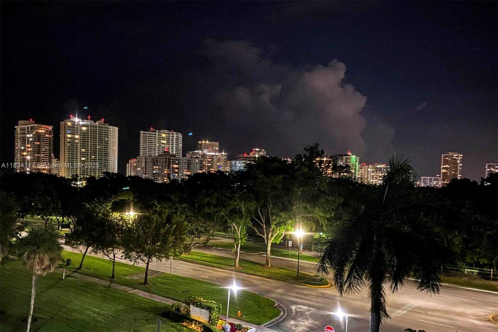 Small Image of 3401 NORTH COUNTRY CLUB DR #519, Aventura Number 18