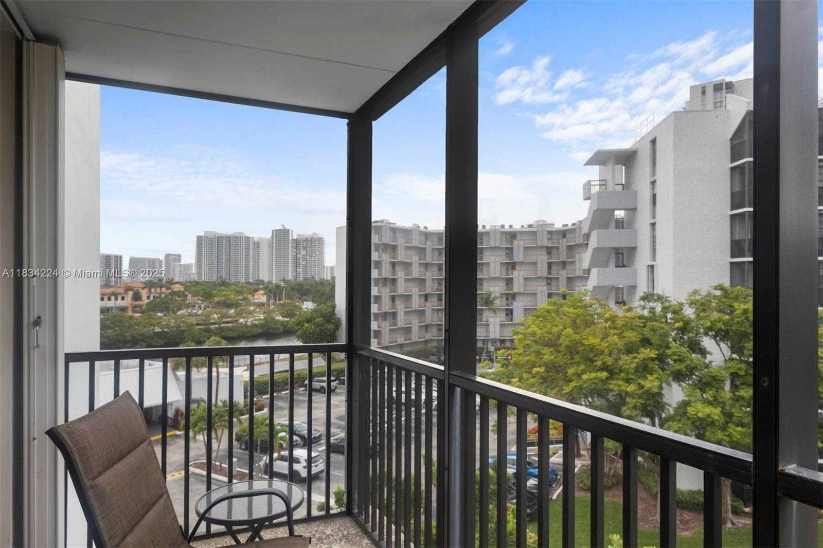 Small Image of 3401 NORTH COUNTRY CLUB DR #519, Aventura Number 20