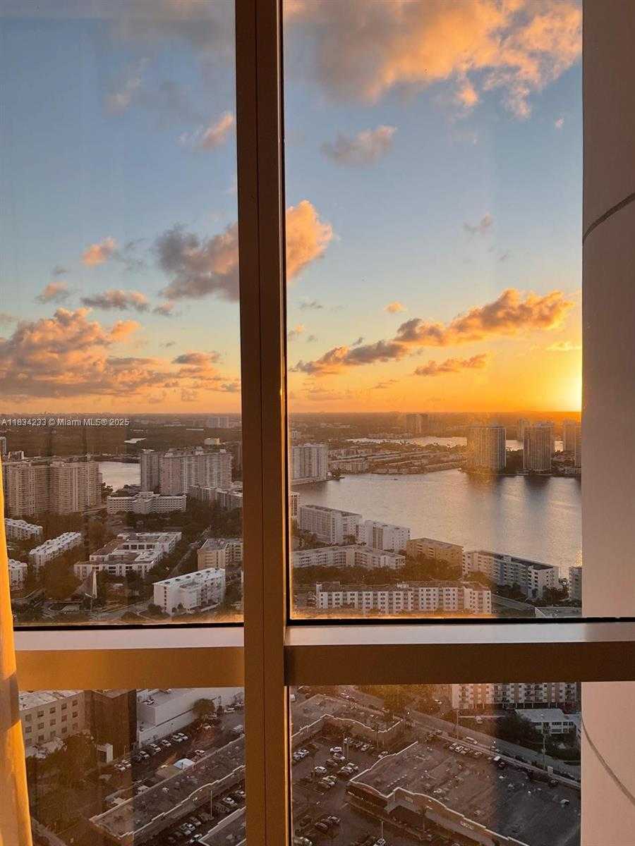 Small Image of 18201 COLLINS AVE #5303, Sunny Isles Beach Number 6