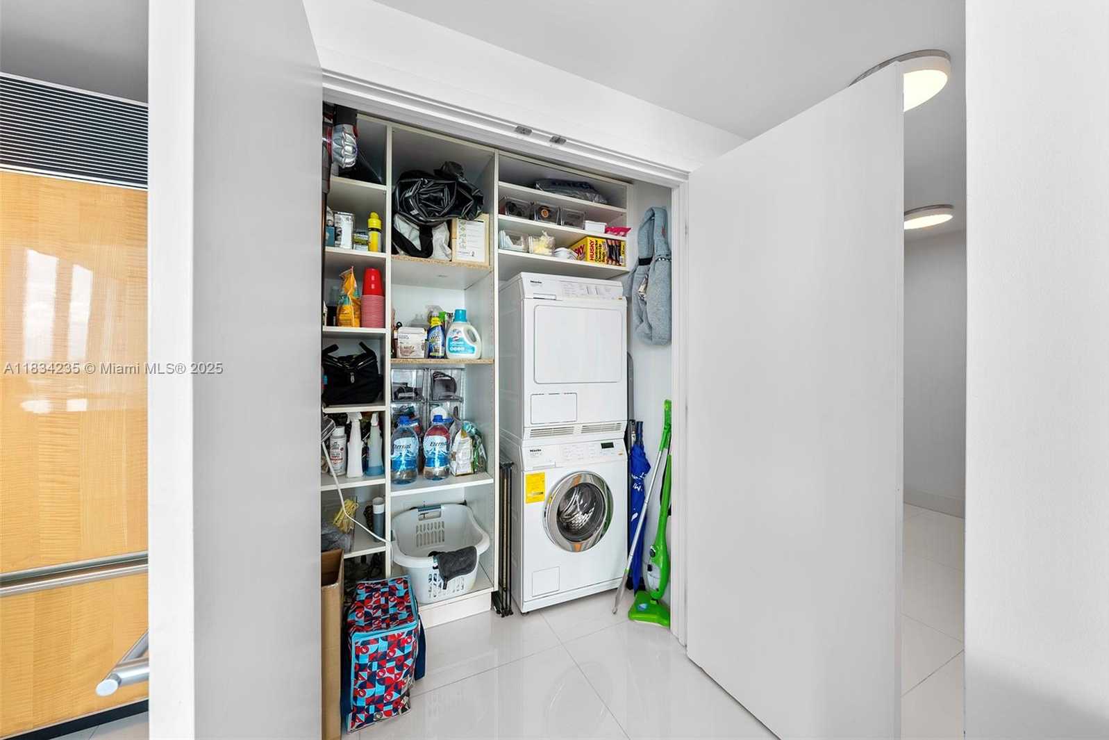 Small Image of 6899 COLLINS AVE #2004, Miami Beach Number 18