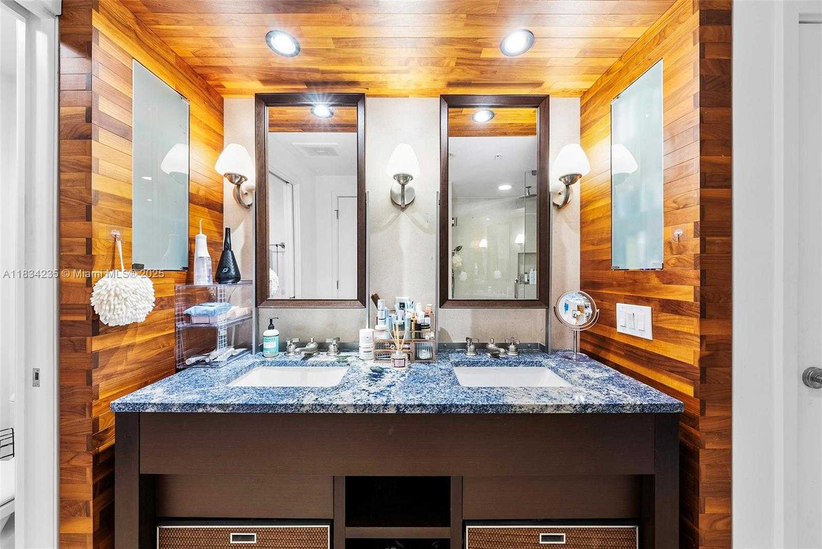 Small Image of 6899 COLLINS AVE #2004, Miami Beach Number 24