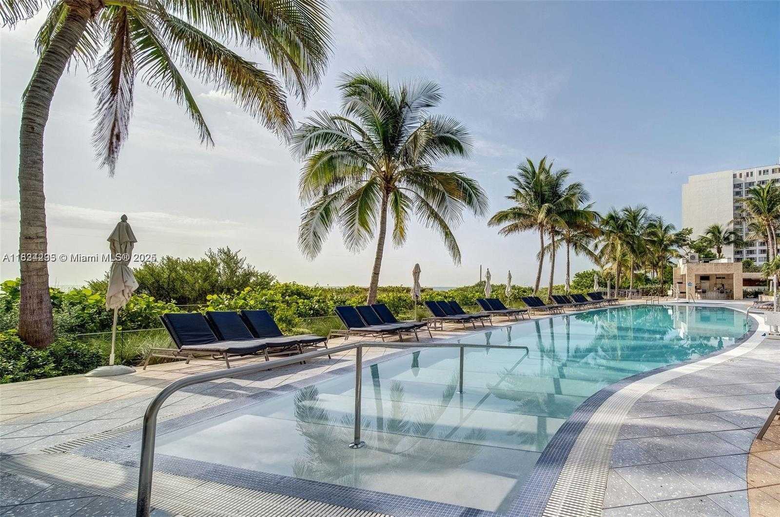 Small Image of 6899 COLLINS AVE #2004, Miami Beach Number 29