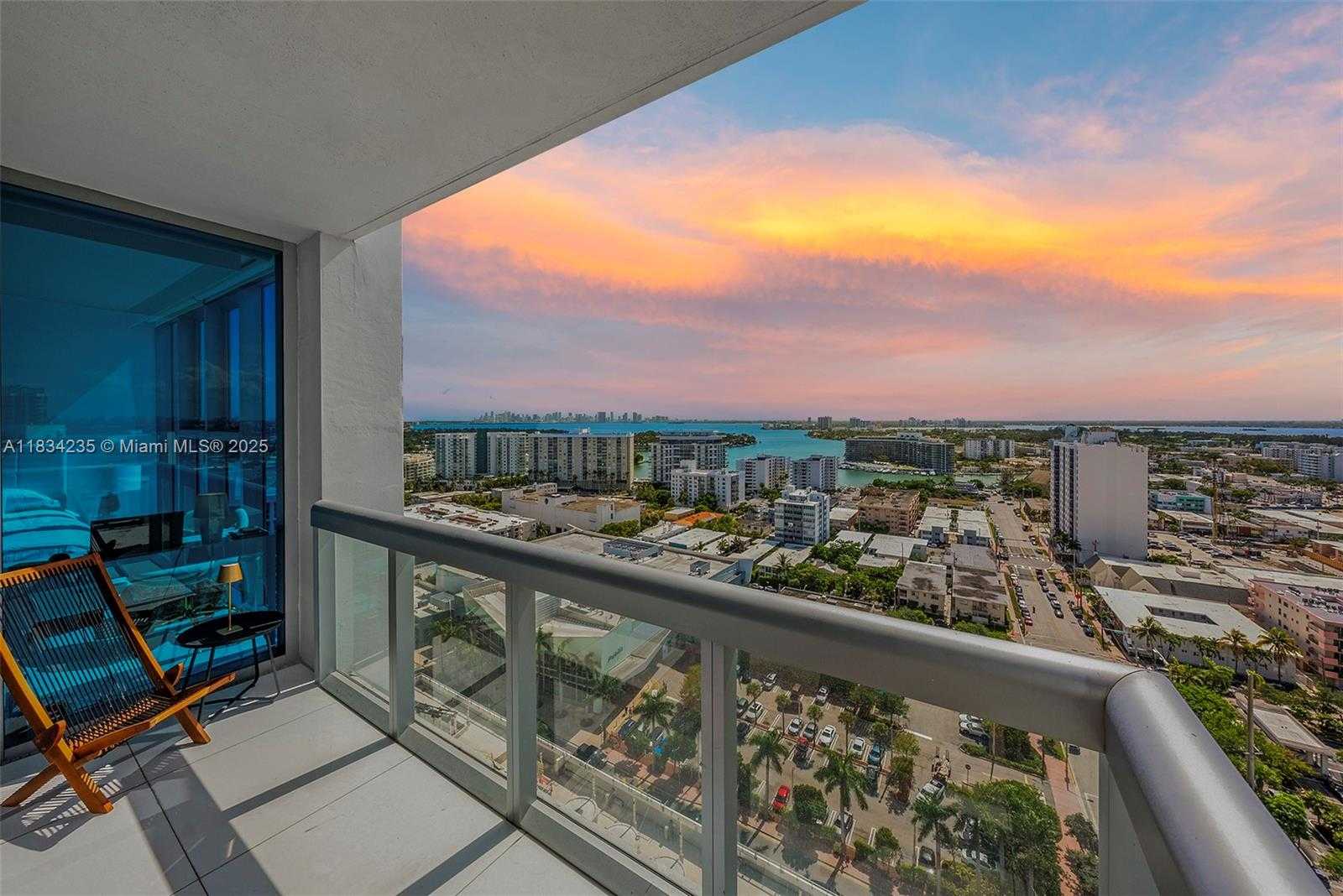 Small Image of 6899 COLLINS AVE #2004, Miami Beach Number 3