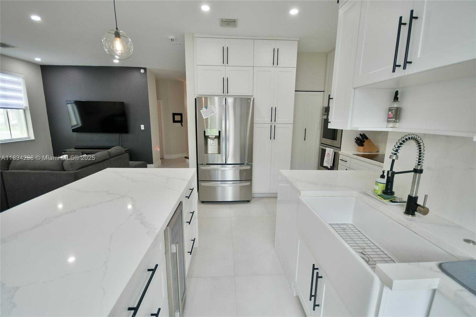 Small Image of 6293 SOUTH WEST 165TH AVE, Miami Number 28