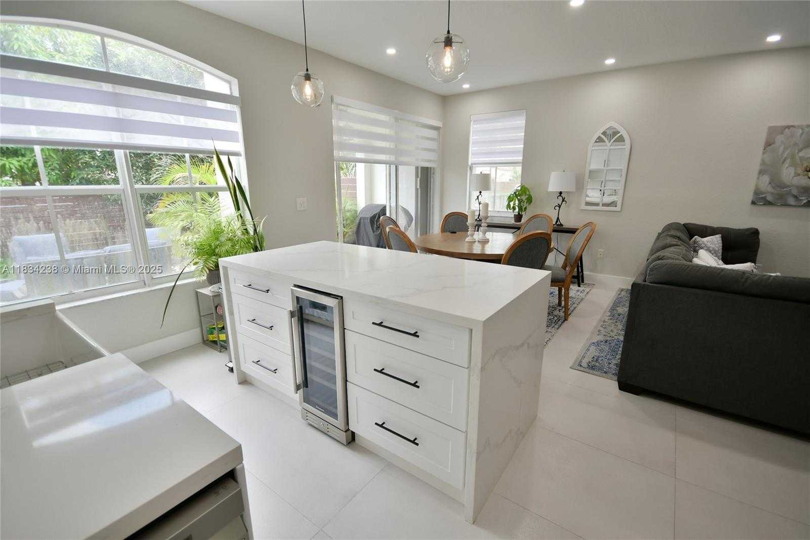 Small Image of 6293 SOUTH WEST 165TH AVE, Miami Number 29