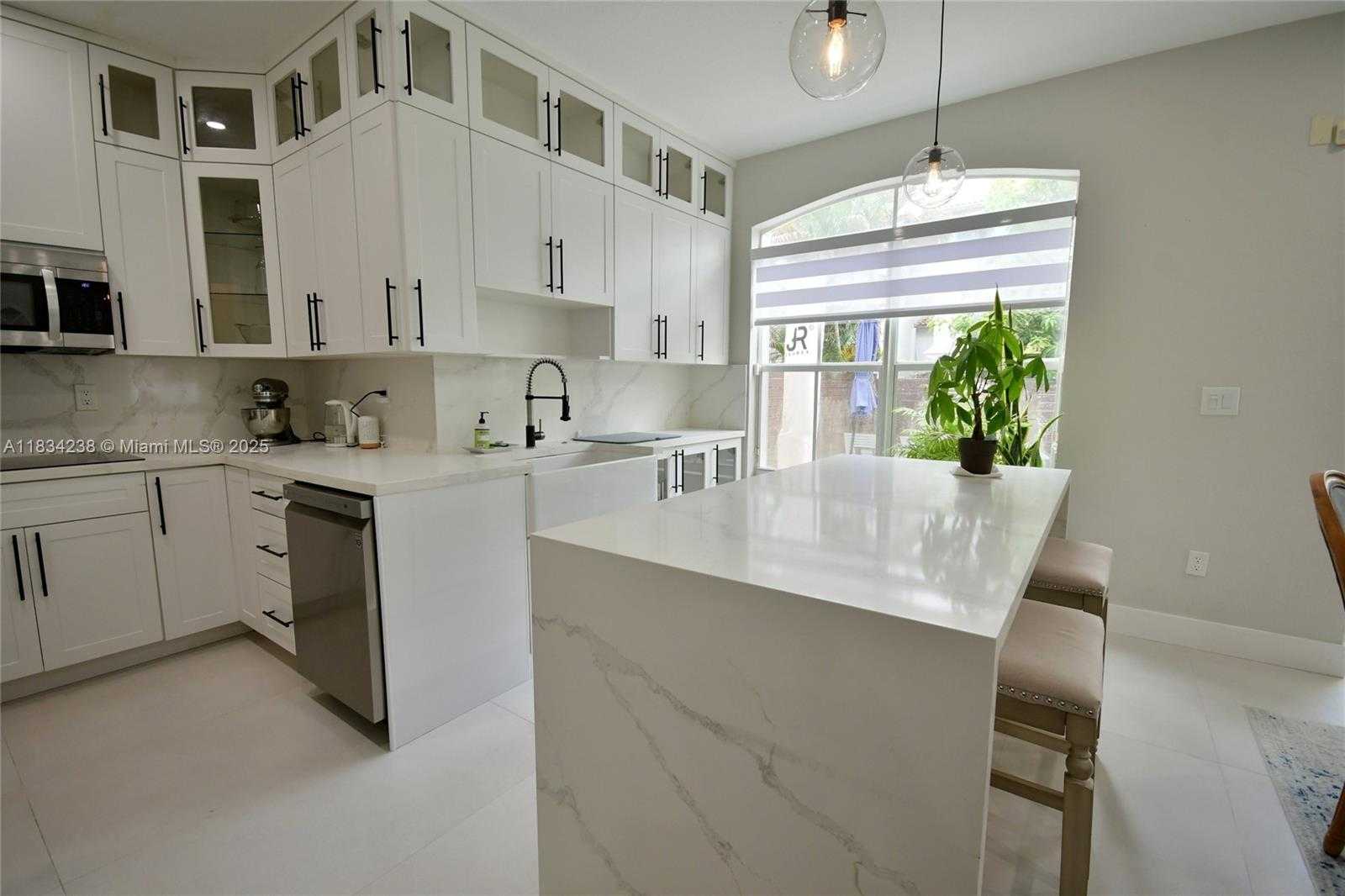 Small Image of 6293 SOUTH WEST 165TH AVE, Miami Number 31