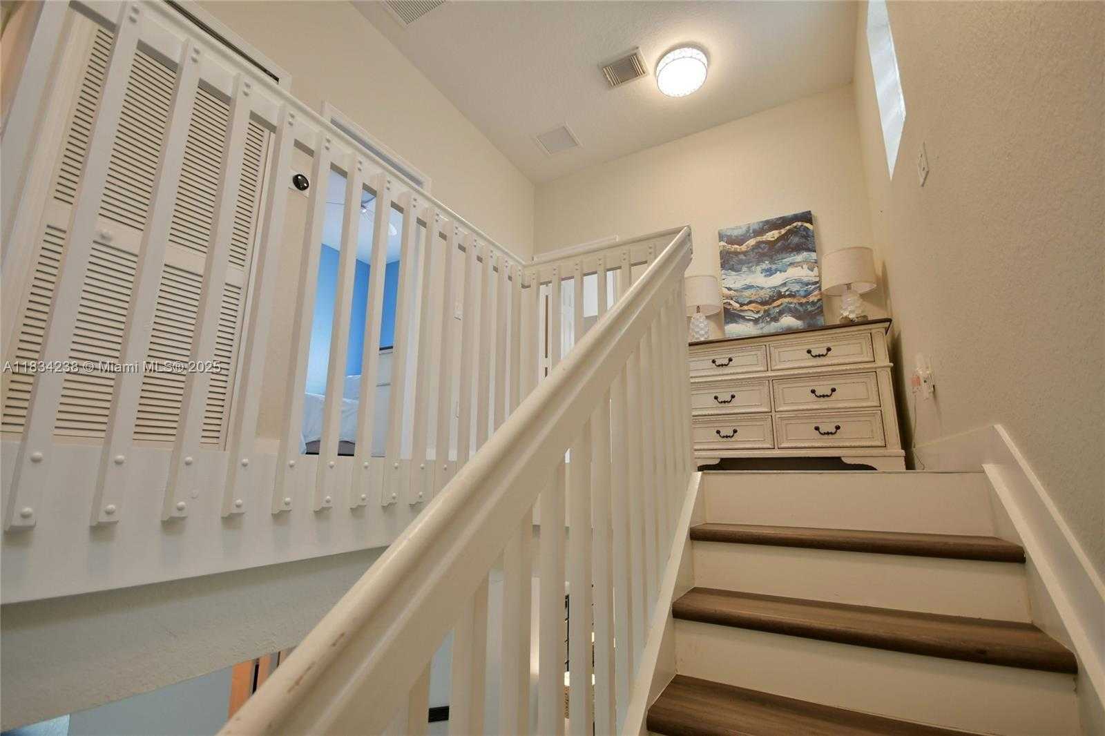 Small Image of 6293 SOUTH WEST 165TH AVE, Miami Number 34