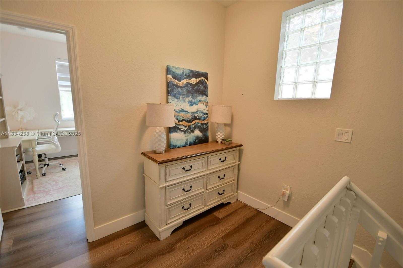 Small Image of 6293 SOUTH WEST 165TH AVE, Miami Number 35