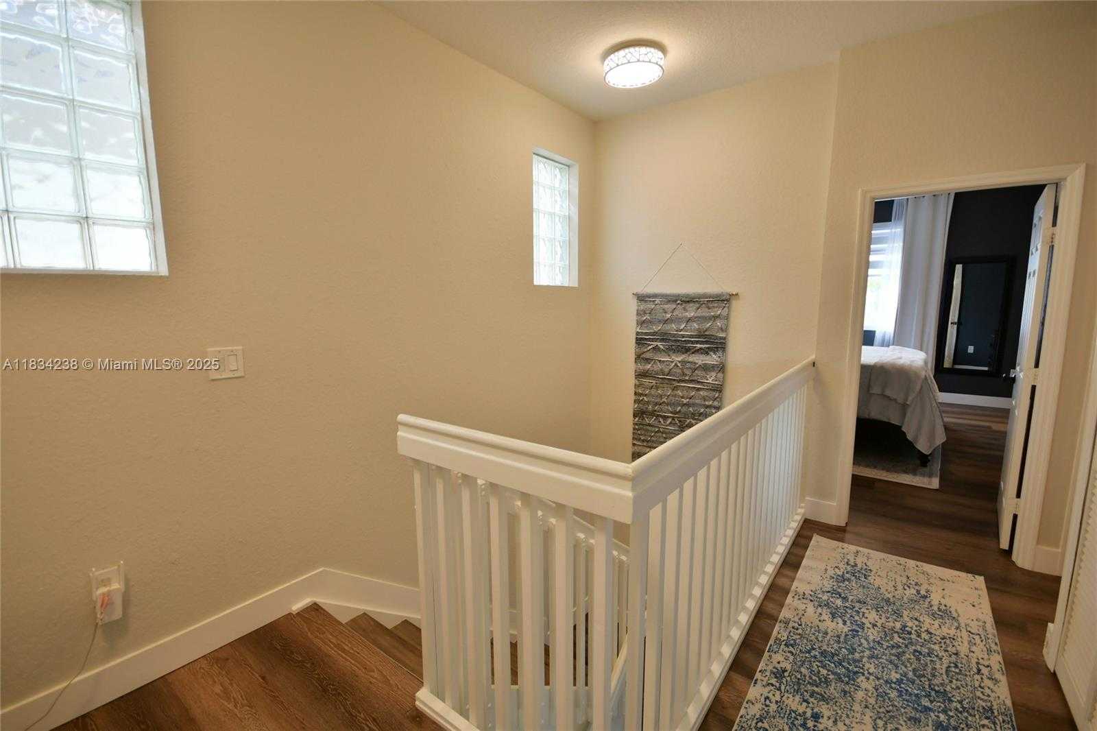 Small Image of 6293 SOUTH WEST 165TH AVE, Miami Number 41