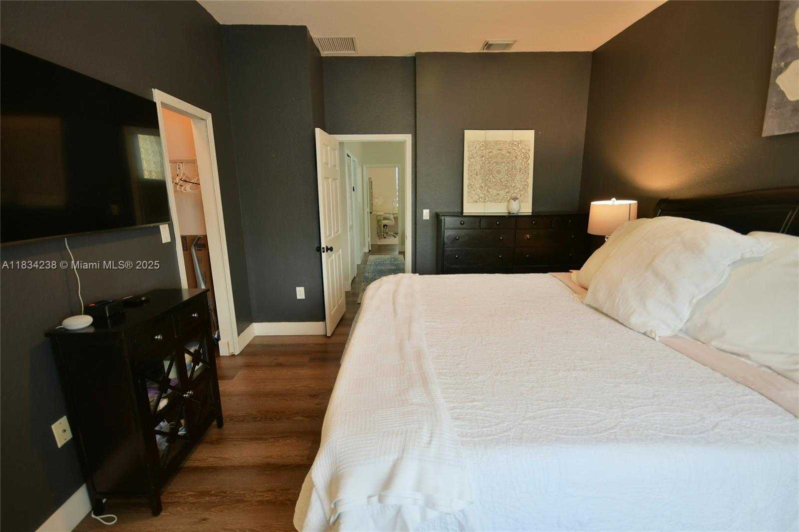 Small Image of 6293 SOUTH WEST 165TH AVE, Miami Number 43