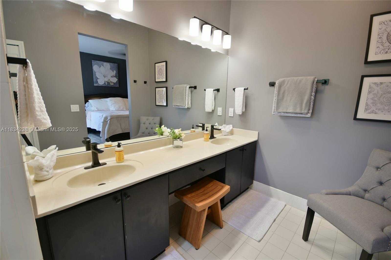 Small Image of 6293 SOUTH WEST 165TH AVE, Miami Number 48