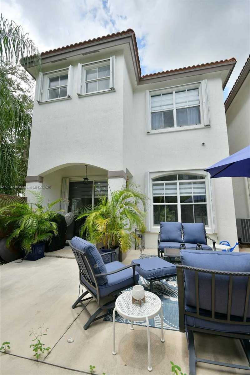 Small Image of 6293 SOUTH WEST 165TH AVE, Miami Number 51