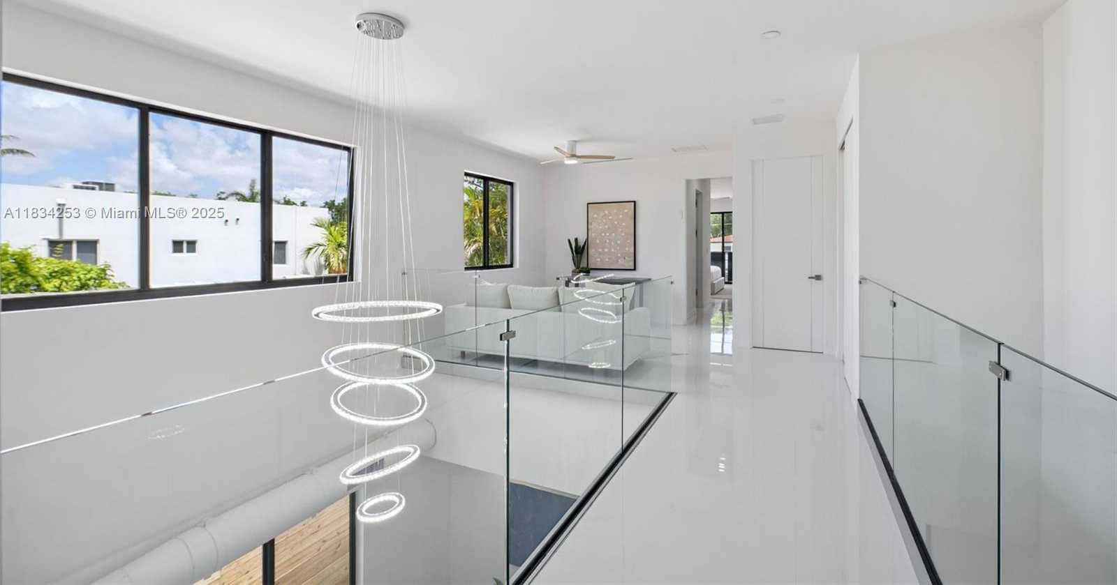 Small Image of 1152 SOUTH WEST 22ND TER, Miami Number 17