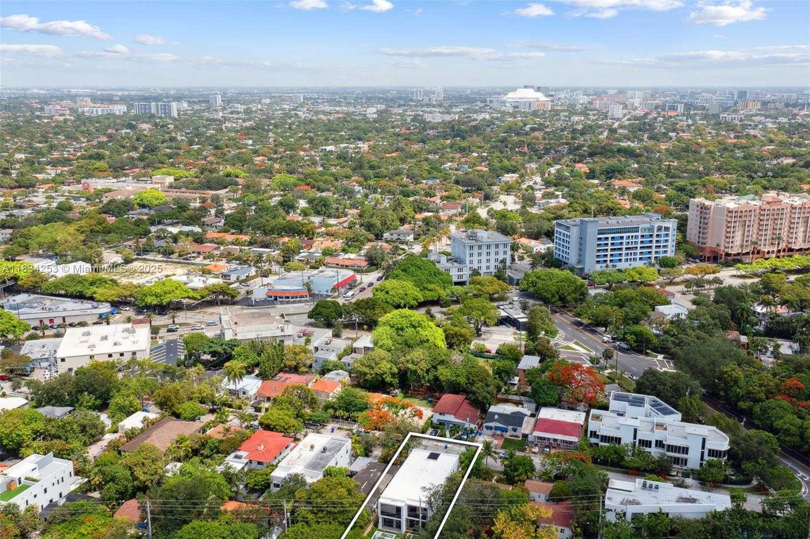 Small Image of 1152 SOUTH WEST 22ND TER, Miami Number 39