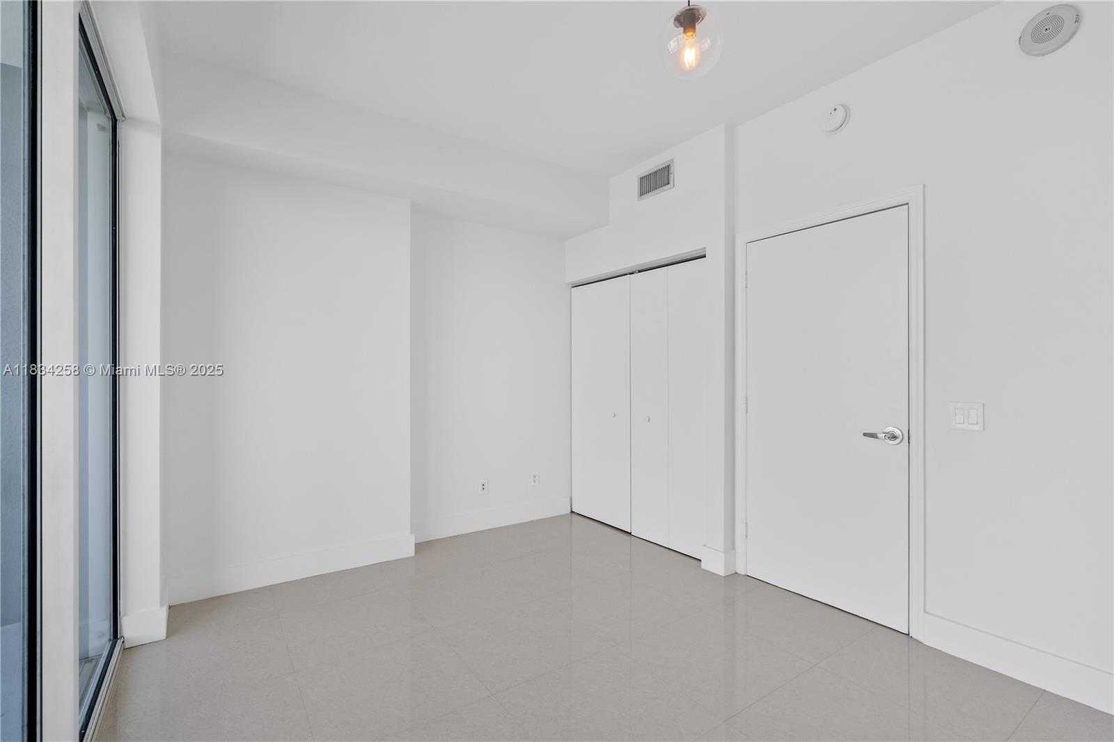 Small Image of 60 SOUTH WEST 13TH ST #1805, Miami Number 14