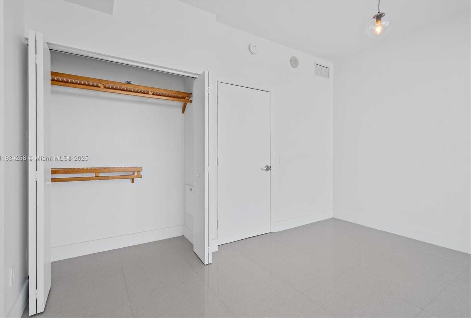 Small Image of 60 SOUTH WEST 13TH ST #1805, Miami Number 15