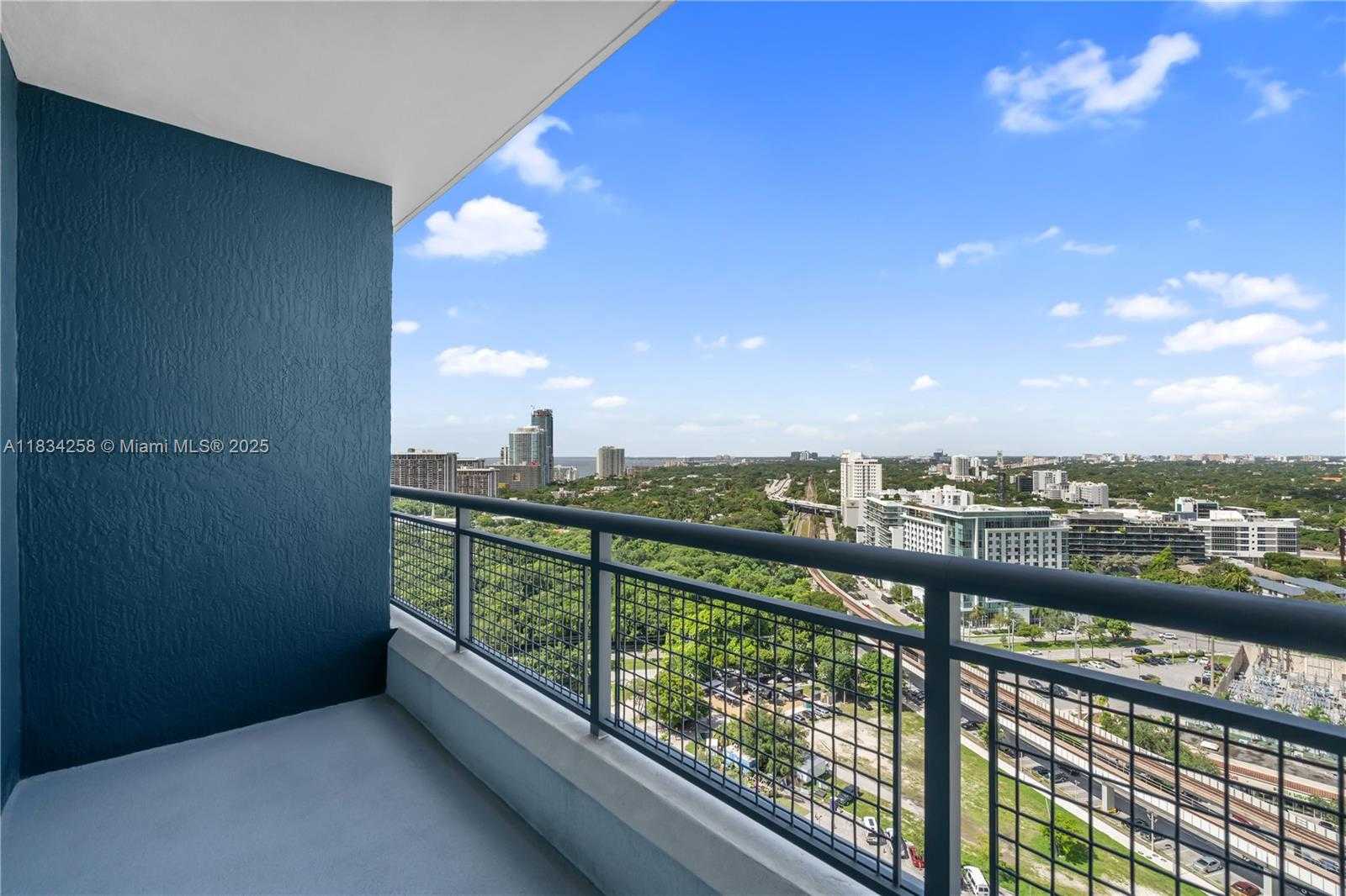 Small Image of 60 SOUTH WEST 13TH ST #1805, Miami Number 17