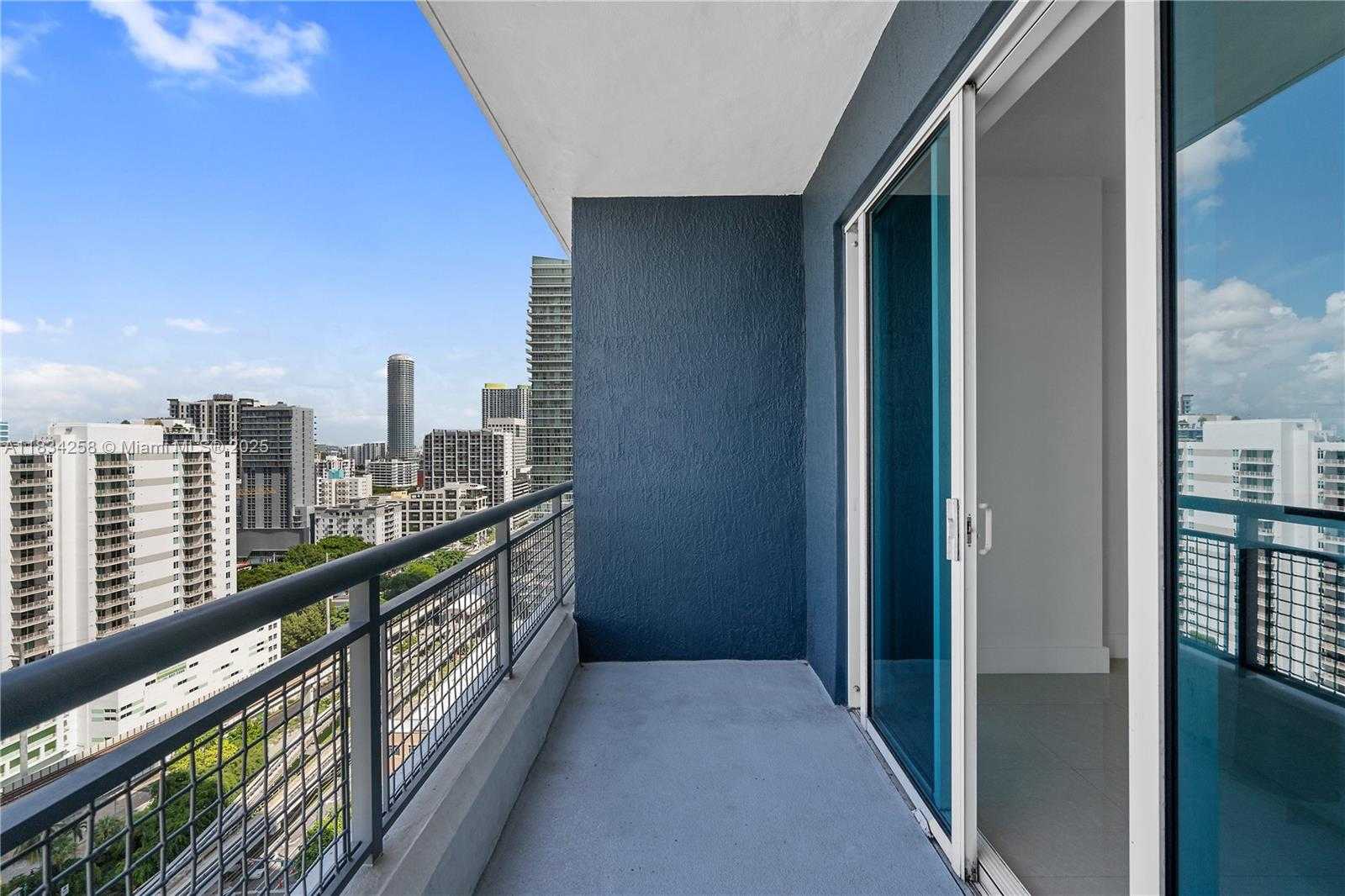 Small Image of 60 SOUTH WEST 13TH ST #1805, Miami Number 19