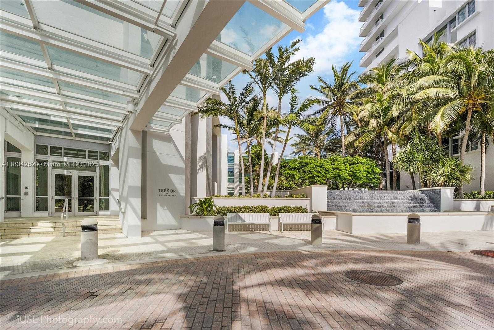 Small Image of 4401 COLLINS AVE #3603, Miami Beach Number 19