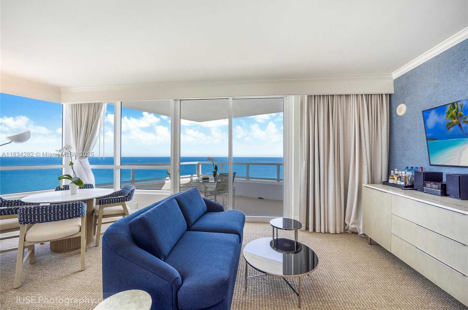 Small Image of 4401 COLLINS AVE #3603, Miami Beach Number 3