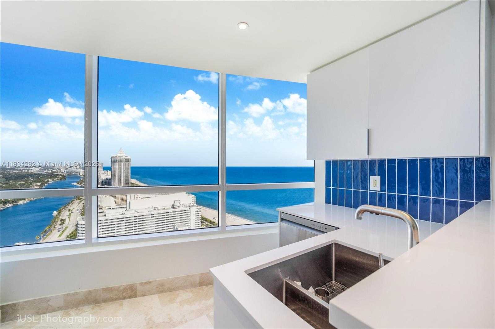 Small Image of 4401 COLLINS AVE #3603, Miami Beach Number 5