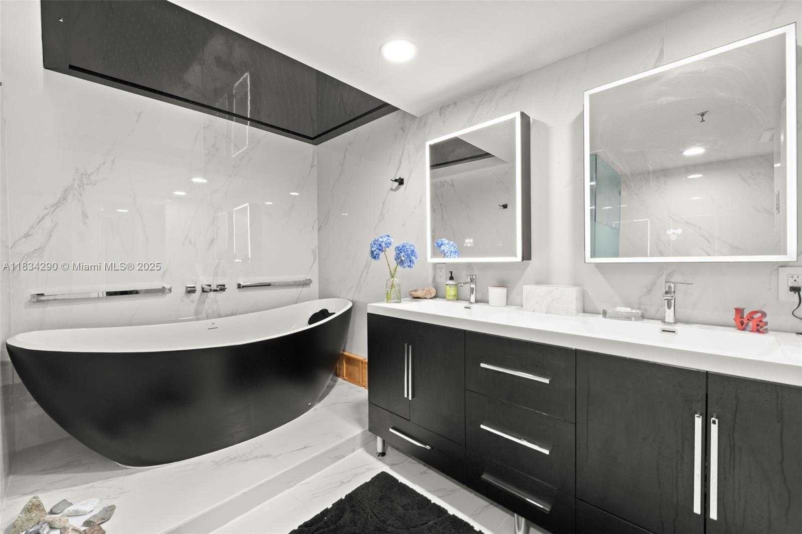 Small Image of 9 ISLAND AVE #406, Miami Beach Number 13