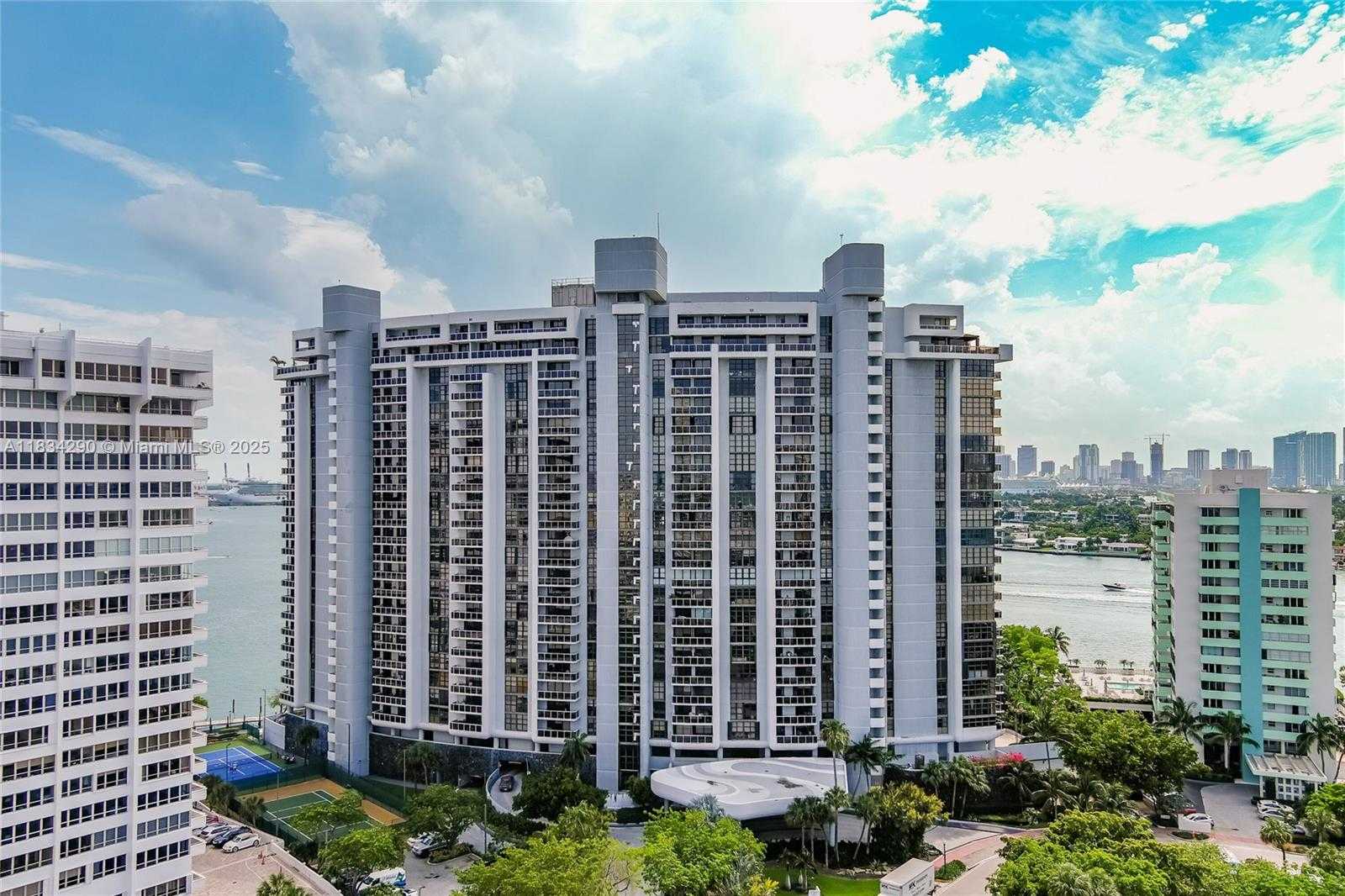 Small Image of 9 ISLAND AVE #406, Miami Beach Number 15