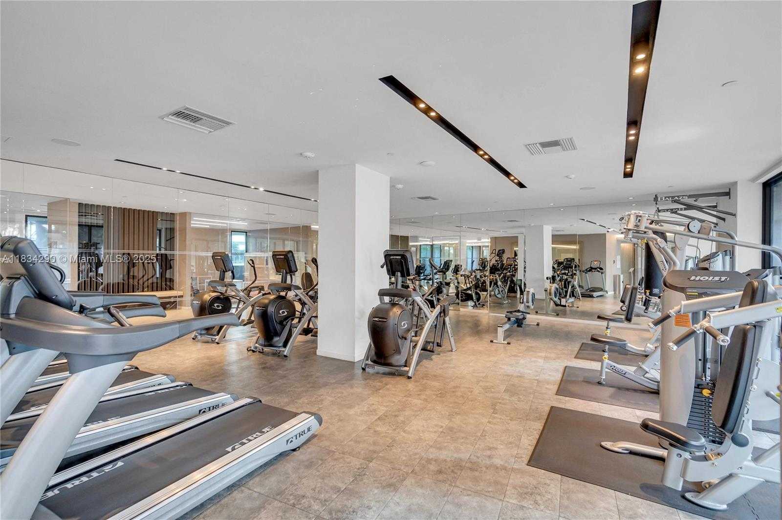 Small Image of 9 ISLAND AVE #406, Miami Beach Number 19