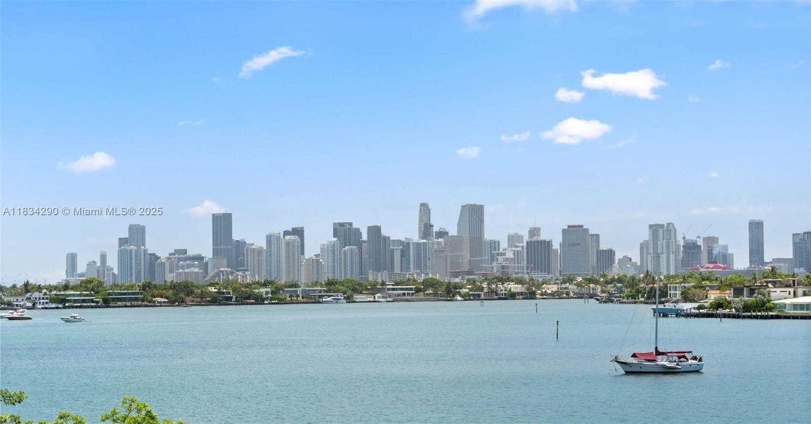 Small Image of 9 ISLAND AVE #406, Miami Beach Number 2