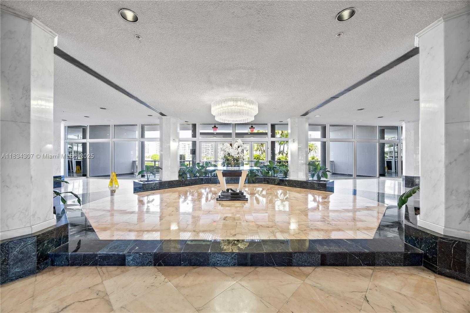 Small Image of 900 BAY DR #622 & 620, Miami Beach Number 27