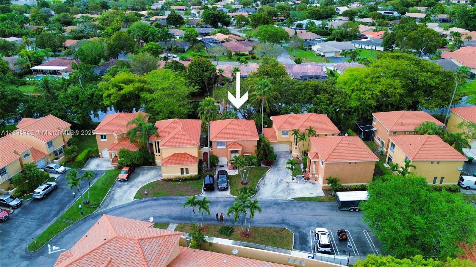 Small Image of 11405 LAKEVIEW DR #3-A, Coral Springs Number 17