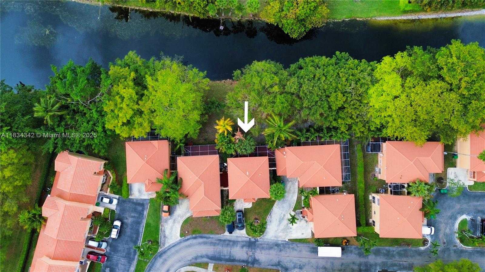 Small Image of 11405 LAKEVIEW DR #3-A, Coral Springs Number 18