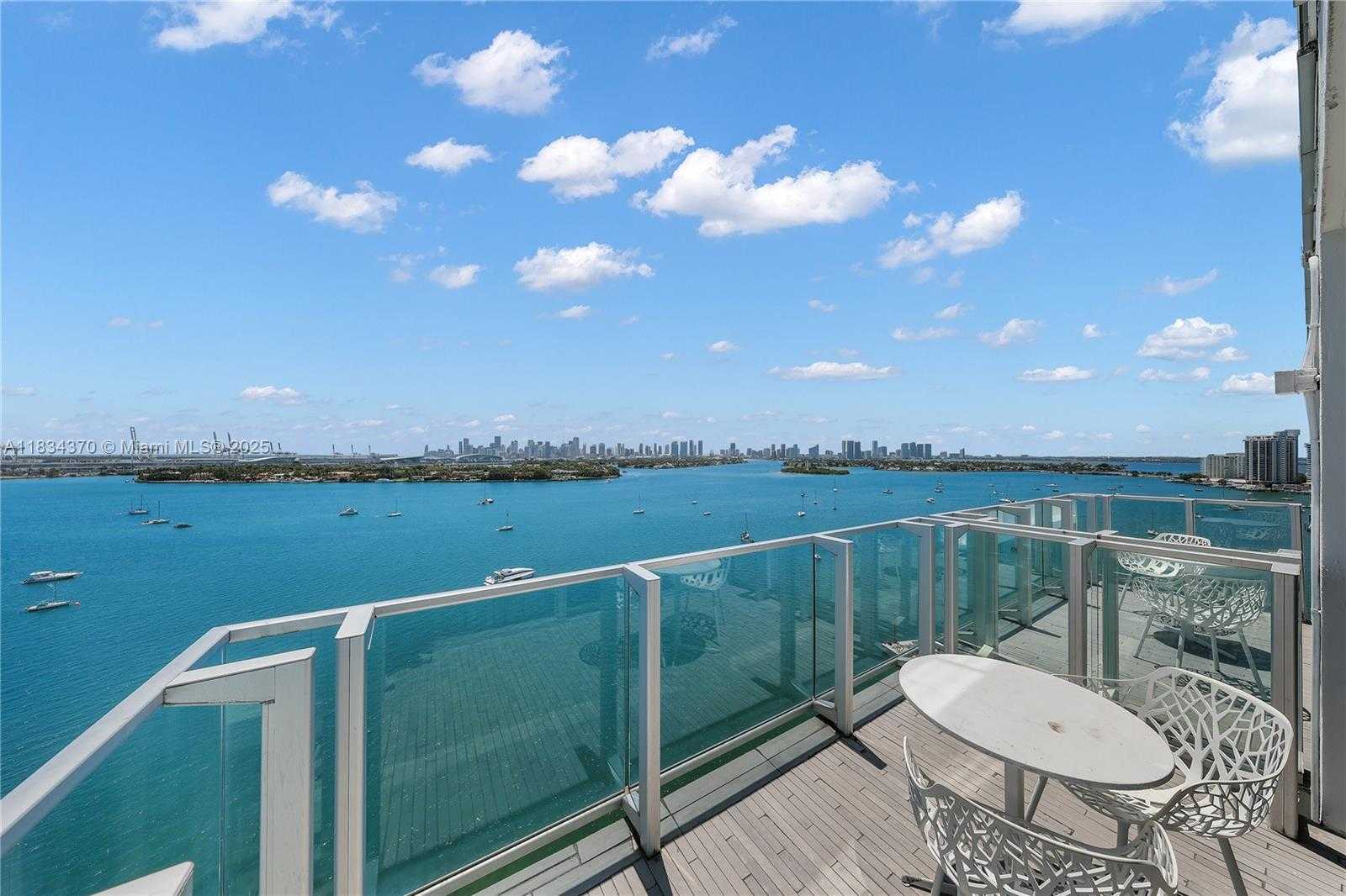 Small Image of 1100 WEST AVE #1614, Miami Beach Number 3